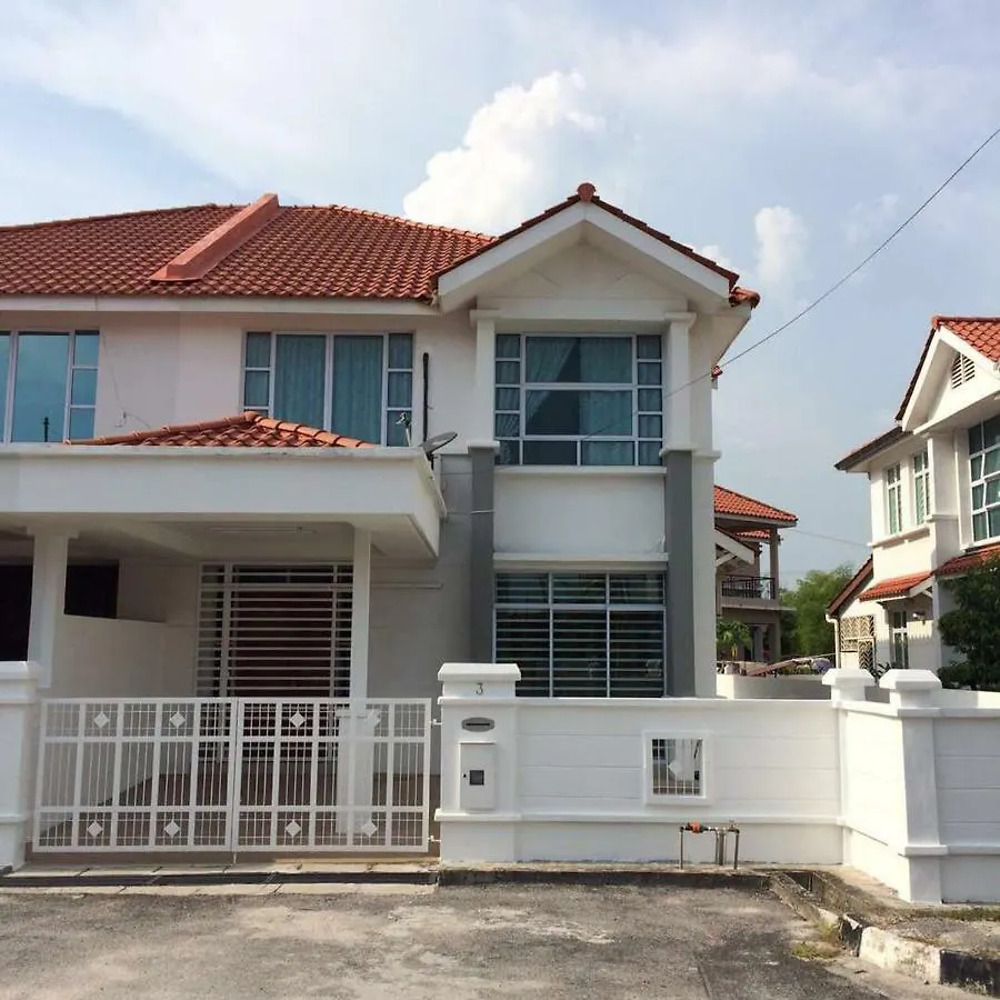 Penang Island Landed Homestay George Town